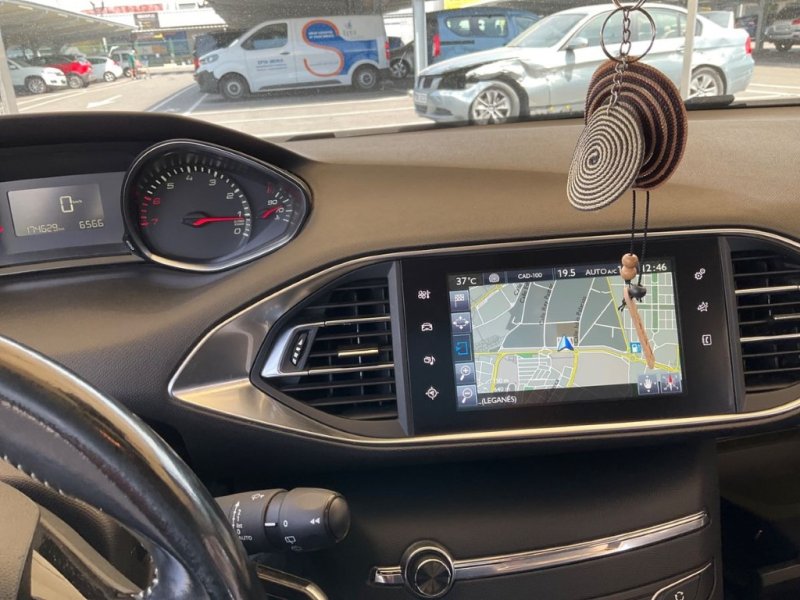 PEUGEOT 308 1.2 INYECCION ELECTRONICA THP STILE