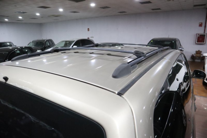 KIA CARNIVAL 2.9 CRDI CON 7 PLAZAS