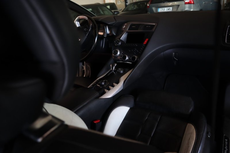CITROEN DS-5 Citroen DS5 2.0 HDi Hybrid4 Sport
