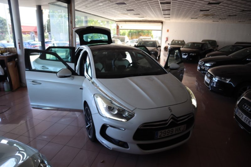 CITROEN DS-5 Citroen DS5 2.0 HDi Hybrid4 Sport