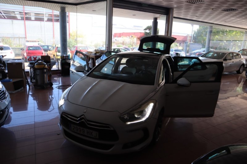 CITROEN DS-5 Citroen DS5 2.0 HDi Hybrid4 Sport