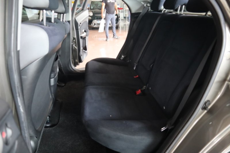 HONDA CIVIC Honda Civic 1.8 VTEC Sport