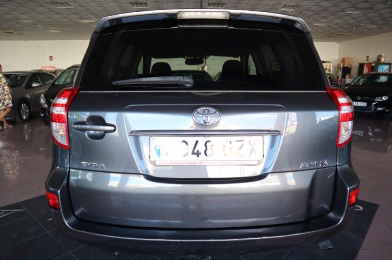 TOYOTA RAV 4 Toyota RAV 4 2.2 D-4D Life
