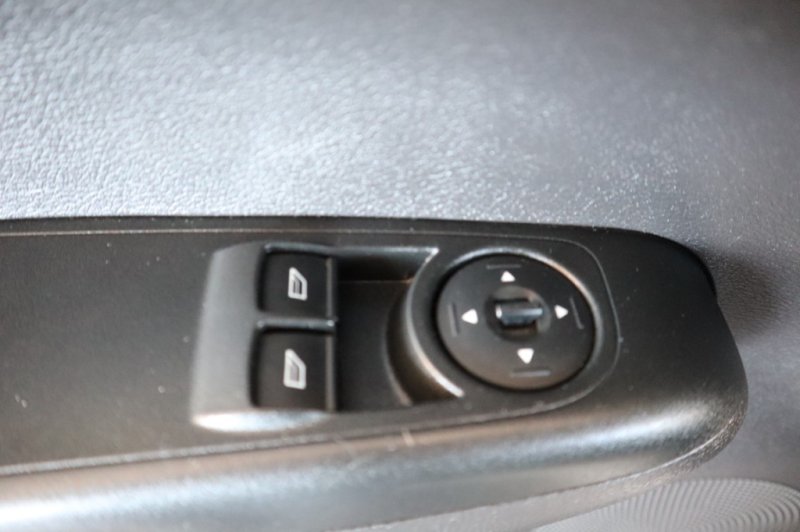 FORD CONECT Ford Transit 1.5 TDCi Kombi Tren
