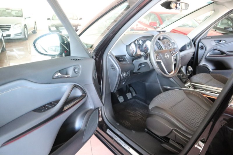 OPEL ZAFIRA Opel Zafira Tourer 1.6 CDTI DPF 135 cv