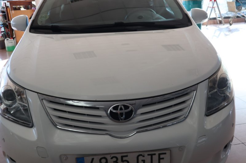 TOYOTA AVENSIS 2.200 D4D TURBO DIESEL