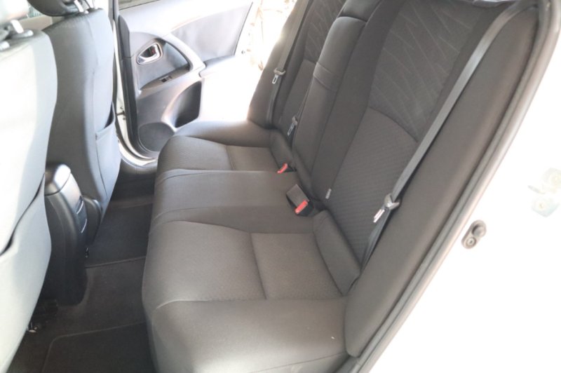 TOYOTA AVENSIS 2.200 D4D TURBO DIESEL