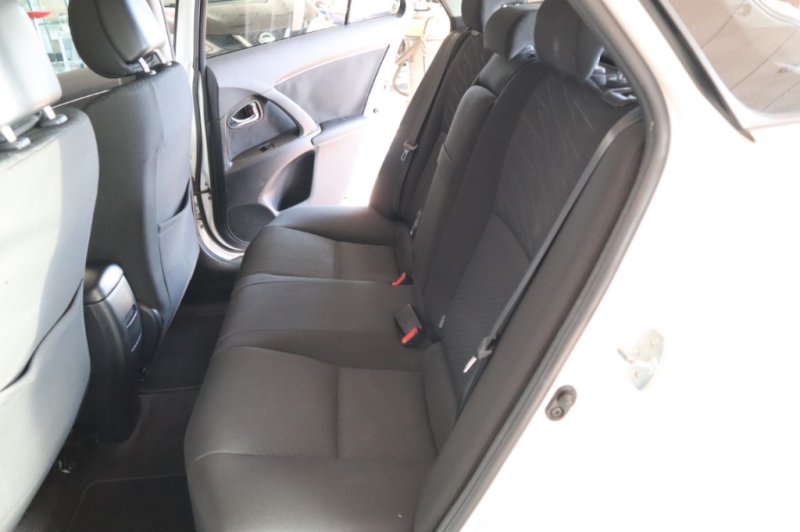 TOYOTA AVENSIS 2.200 D4D TURBO DIESEL