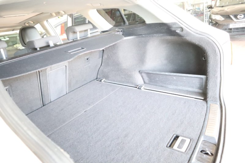 TOYOTA AVENSIS 2.200 D4D TURBO DIESEL