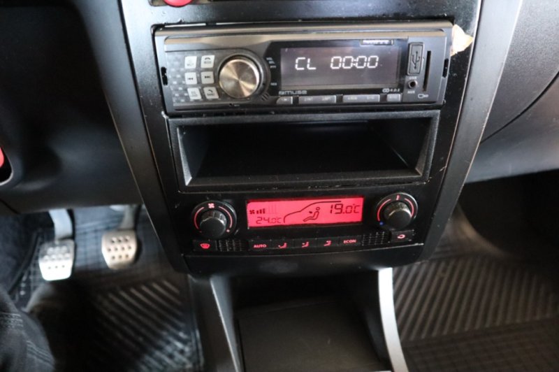 SEAT IBIZA 1900 TDI DE 100 CV