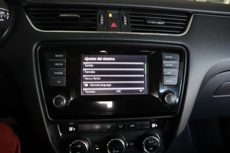 SKODA OCTAVIA ACTIVIA 1600 TDI CON 105 CV