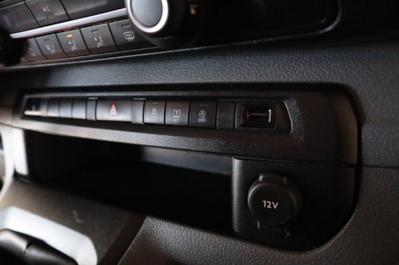 CITROEN JUMPY 1600 HDI 115 CV CON 6 PLAZAS