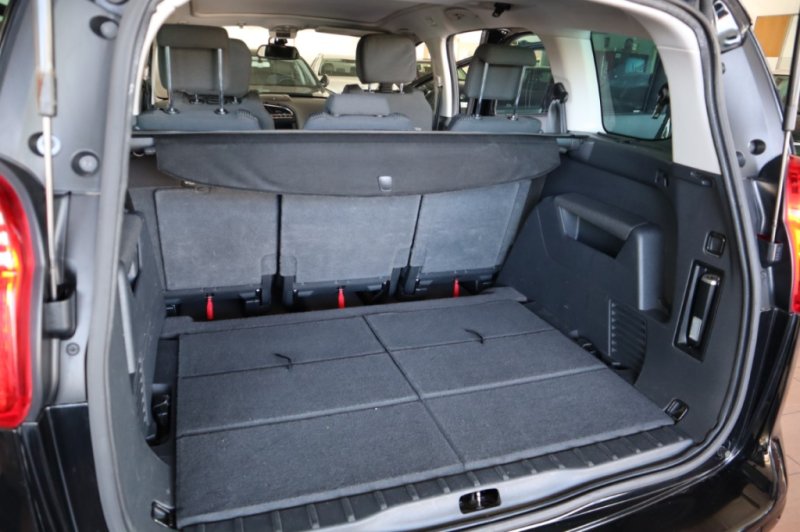 PEUGEOT 5008 2000 HDI DE 150 CV Y 6 VELOCIDADES