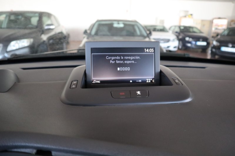PEUGEOT 5008 2000 HDI DE 150 CV Y 6 VELOCIDADES