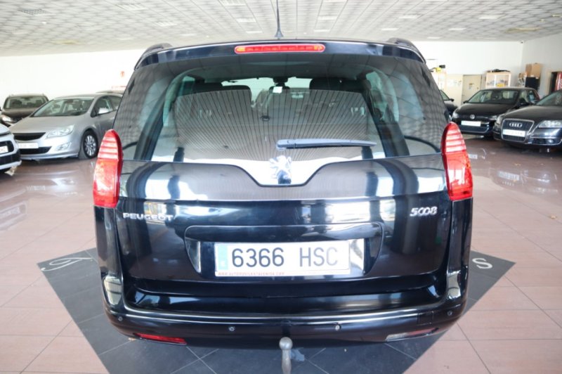 PEUGEOT 5008 2000 HDI DE 150 CV Y 6 VELOCIDADES