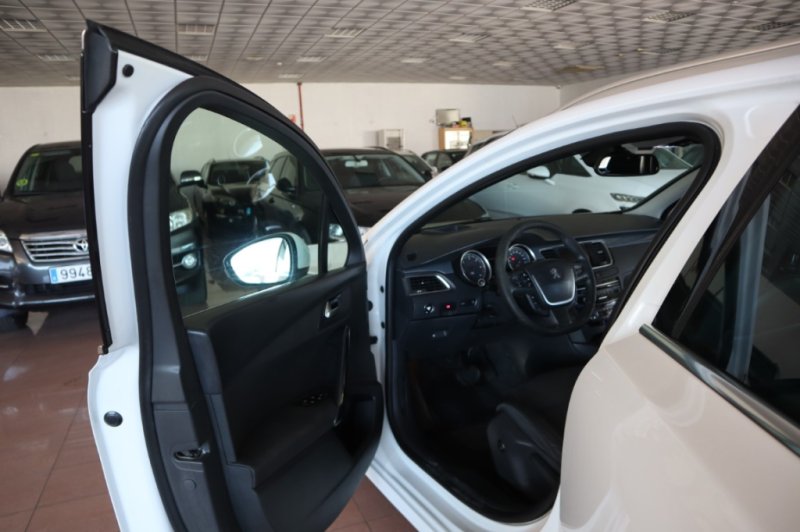 PEUGEOT 508 2000 HDI 180 CV Y CAMBIO AUTOMATICO