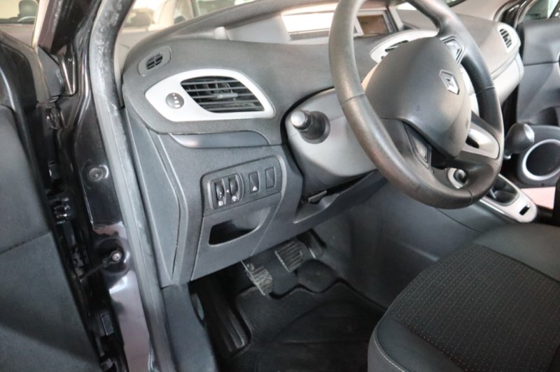RENAULT SCENIC 1500 DCI DE 110 CV
