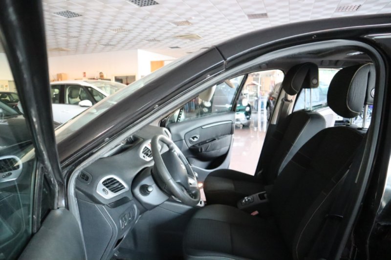 RENAULT SCENIC 1500 DCI DE 110 CV