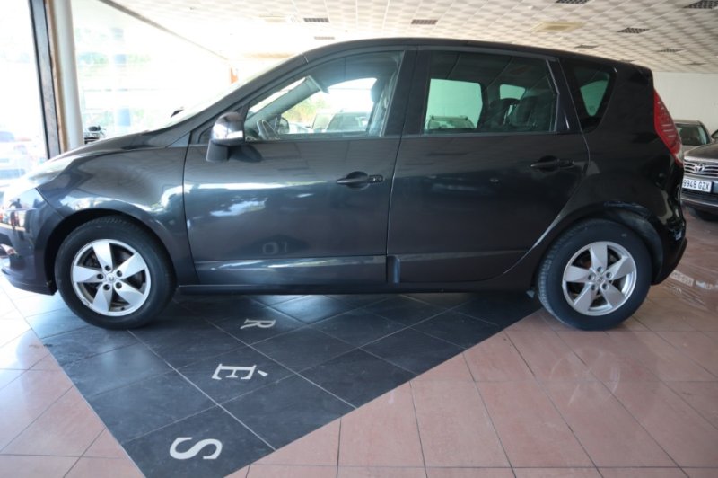RENAULT SCENIC 1500 DCI DE 110 CV
