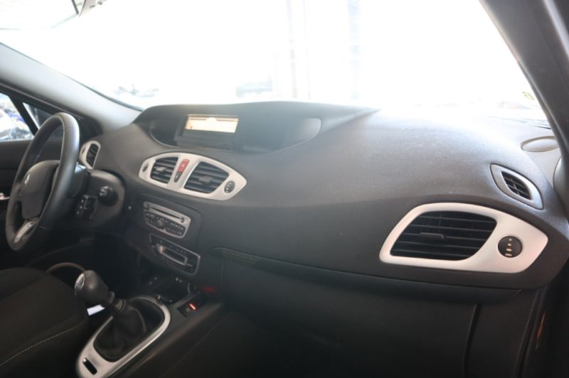 RENAULT SCENIC 1500 DCI DE 110 CV