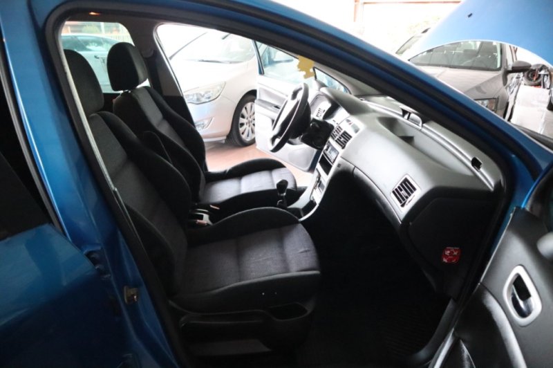 PEUGEOT 307 1600 HDI CON 110 CV