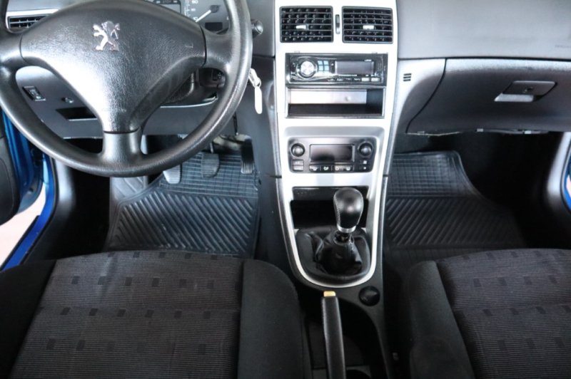 PEUGEOT 307 1600 HDI CON 110 CV