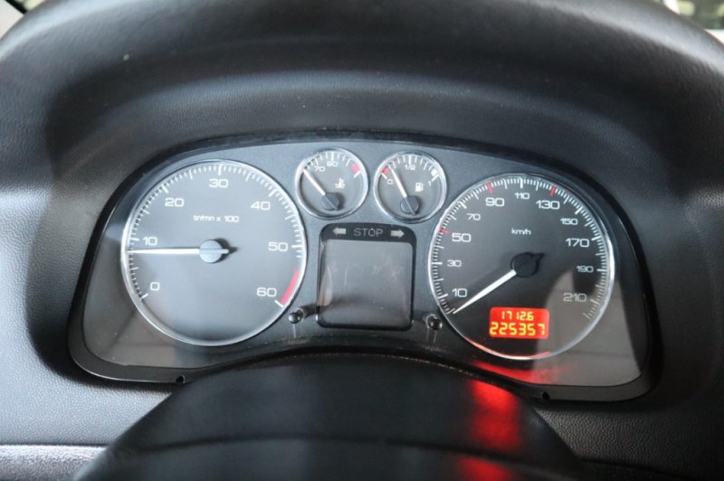 PEUGEOT 307 1600 HDI CON 110 CV