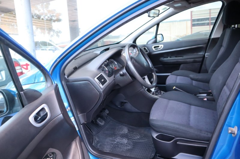 PEUGEOT 307 1600 HDI CON 110 CV