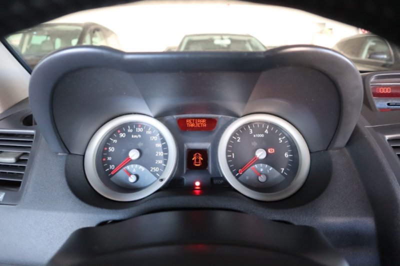 RENAULT MEGANE 1900 DCI DE 120 CV Y CAJA CAMBIOS DE 6 V