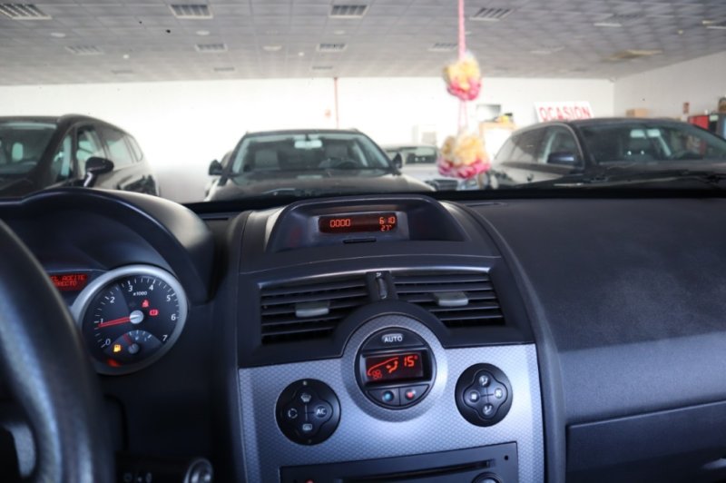 RENAULT MEGANE 1900 DCI DE 120 CV Y CAJA CAMBIOS DE 6 V