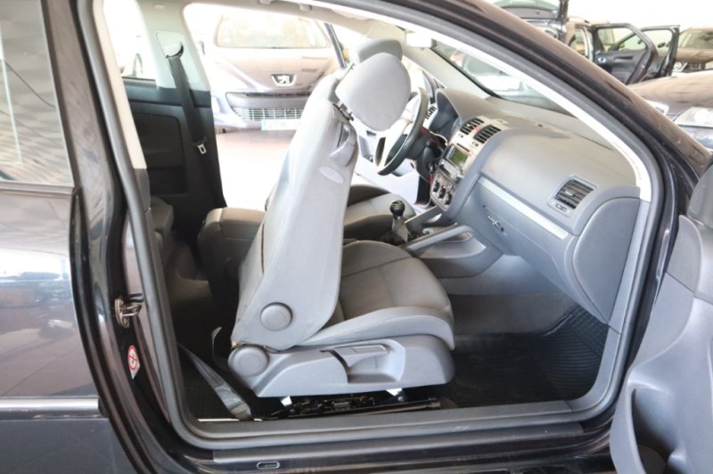VOLKSWAGEN GOLF 1900 TDI