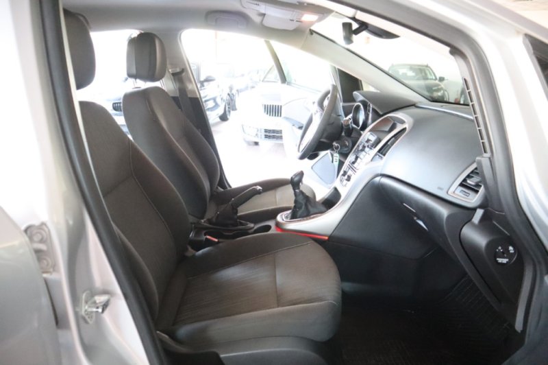 OPEL ASTRA 1700 TURBO DIESEL DE 110 CV CON 6 VEL
