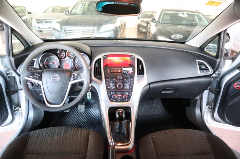 OPEL ASTRA 1700 TURBO DIESEL DE 110 CV CON 6 VEL