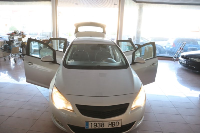 OPEL ASTRA 1700 TURBO DIESEL DE 110 CV CON 6 VEL
