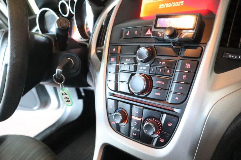 OPEL ASTRA 1700 TURBO DIESEL DE 110 CV CON 6 VEL