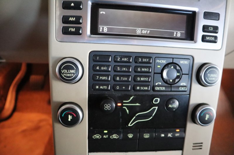 VOLVO V70 2000 TURBO DIESEL DE 136 CV Y 6 VEL.