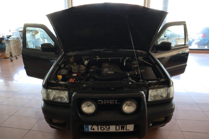 OPEL FRONTERA 2200