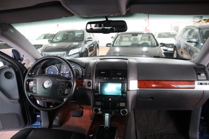 VOLKSWAGEN TOUAREG 3.0 TDI CON CAMBIO AUTOMATICO DE 224 CV