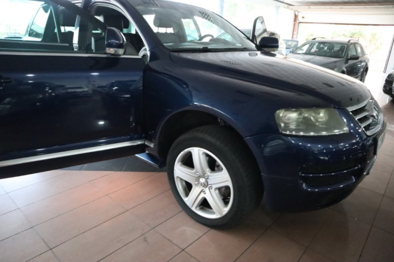 VOLKSWAGEN TOUAREG 3.0 TDI CON CAMBIO AUTOMATICO DE 224 CV