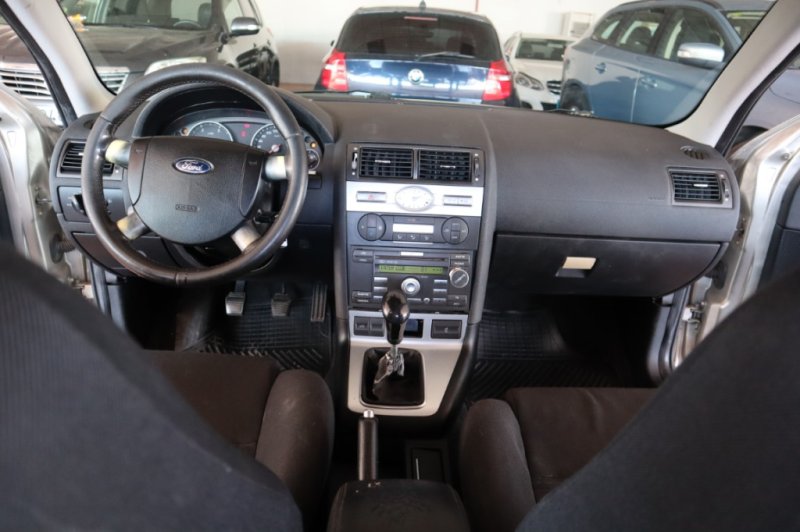 FORD MONDEO 2000 TURBO DIESEL DE 130 CV Y 6 VELOC.