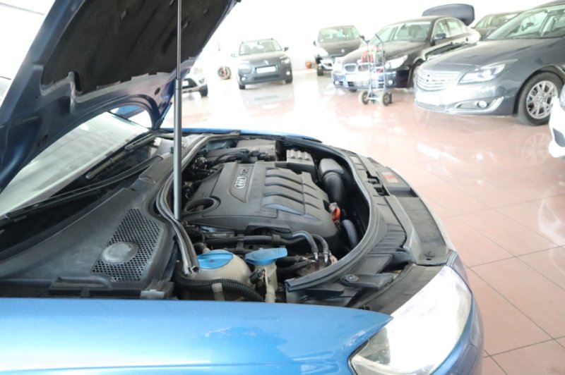 AUDI A3 2.0 TDI TURBO DIESEL DE 140 CV Y 6 VEL.