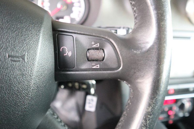 AUDI A3 2.0 TDI TURBO DIESEL DE 140 CV Y 6 VEL.