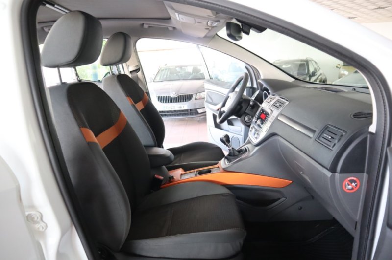 FORD KUGA TDCI TODO CAMINO DE 2000 CC T/DIESEL Y 140 CV