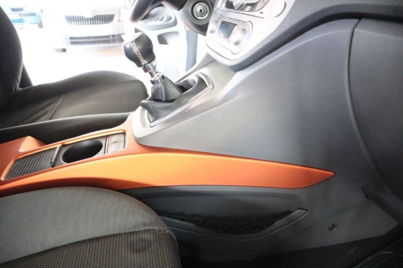 FORD KUGA TDCI TODO CAMINO DE 2000 CC T/DIESEL Y 140 CV
