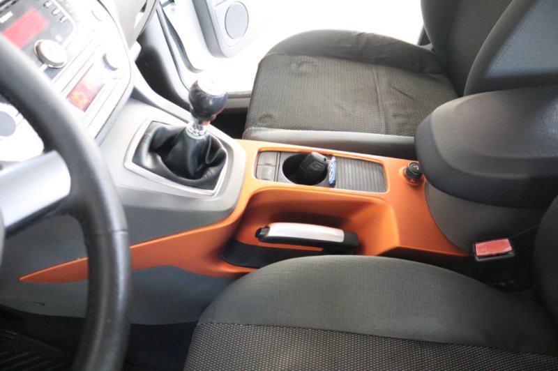 FORD KUGA TDCI TODO CAMINO DE 2000 CC T/DIESEL Y 140 CV