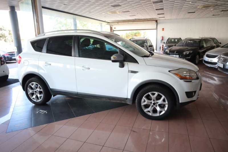 FORD KUGA TDCI TODO CAMINO DE 2000 CC T/DIESEL Y 140 CV