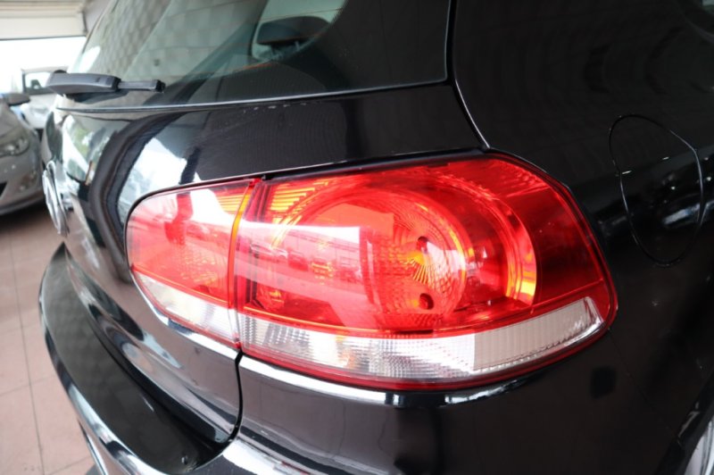 VOLKSWAGEN GOLF 2000 TDI DE 140 CV Y 6 VELOCIDADES