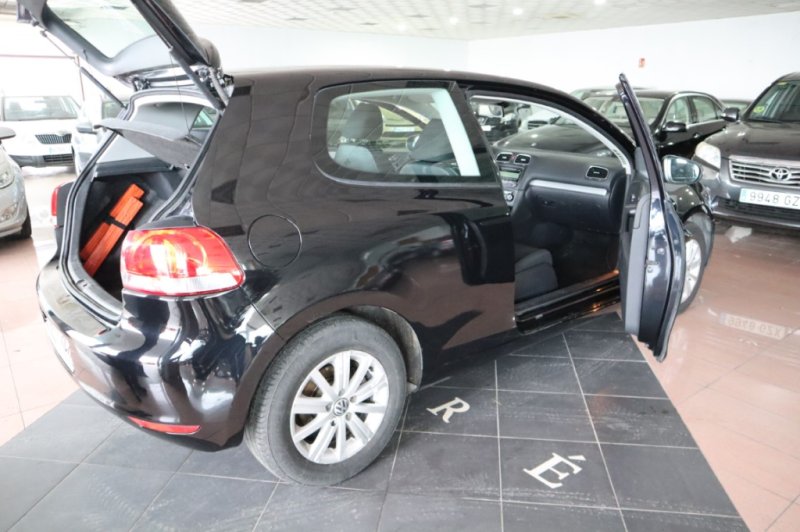 VOLKSWAGEN GOLF 2000 TDI DE 140 CV Y 6 VELOCIDADES