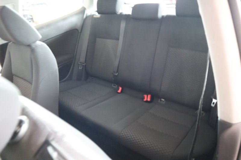 VOLKSWAGEN GOLF 2000 TDI DE 140 CV Y 6 VELOCIDADES