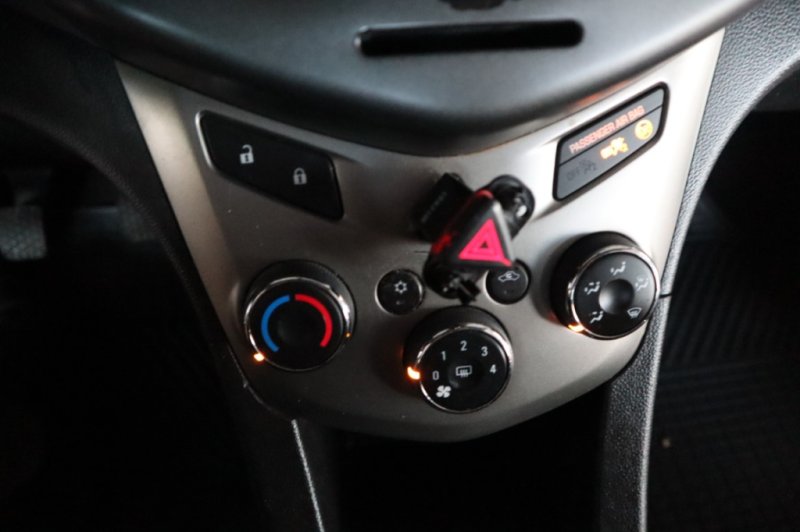 CHEVROLET AVEO 1300 TURBO DIESEL DE 95 CV Y 6 VELOCID.